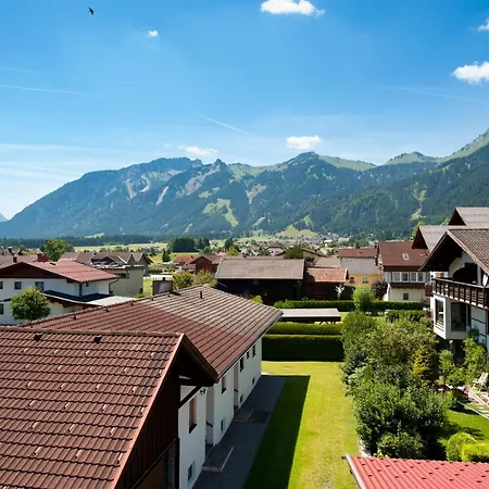 فندق Goldene Rose 3*