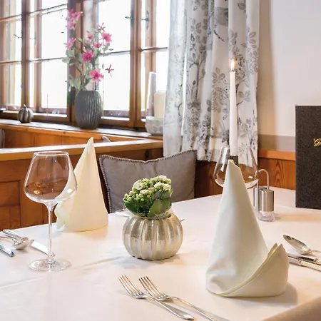 Goldene Rose Hotel 3*