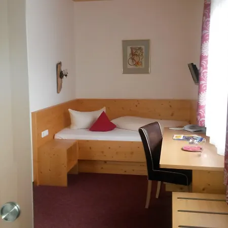 Goldene Rose روتته