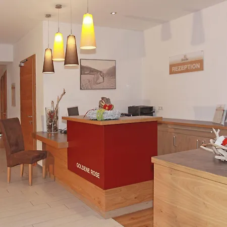 Hotel Goldene Rose 3*