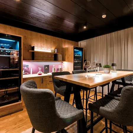 Goldene Rose فندق 3*