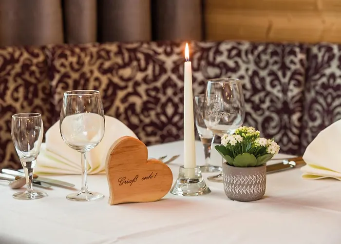 ゴールデン ローズ ホテル ロイテ