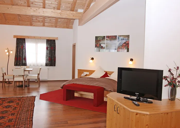 ゴールデン ローズ 3*