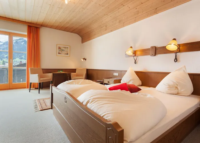 ゴールデン ローズ ホテル