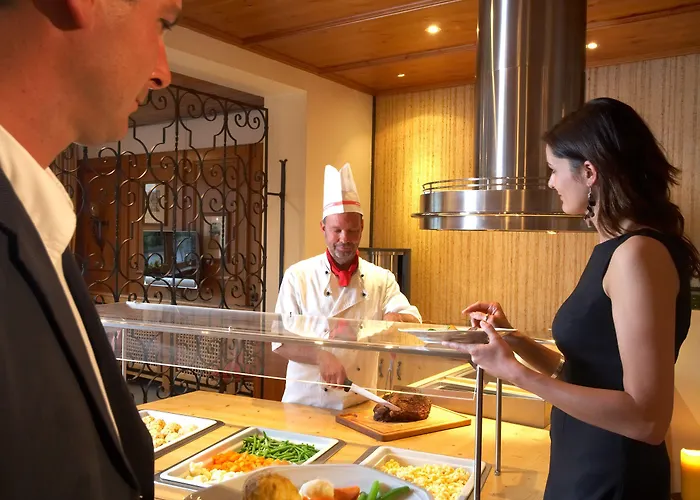 ゴールデン ローズ 3*