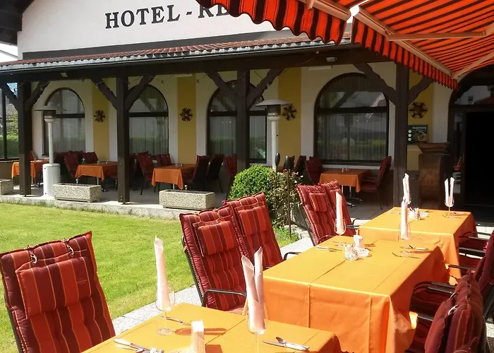 ゴールデン ローズ ホテル ロイテ