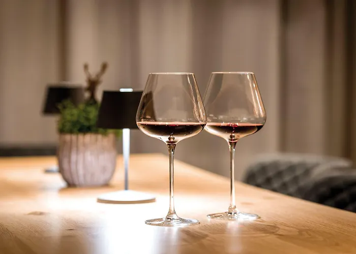 ホテル ゴールデン ローズ 3*