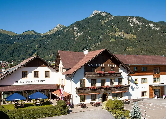 ゴールデン ローズ ホテル 3*