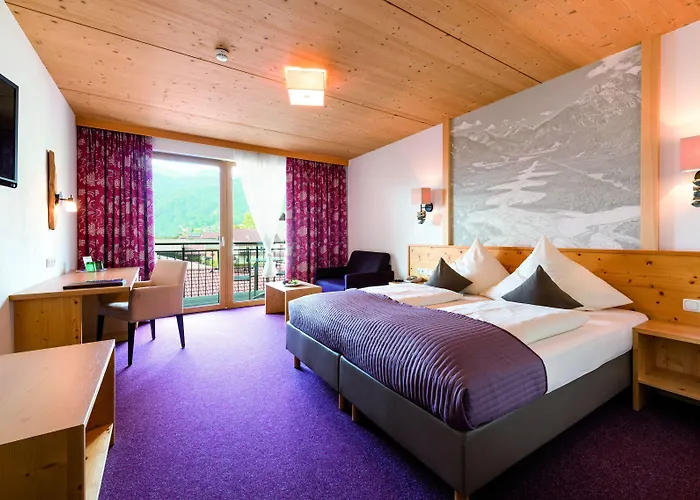 ゴールデン ローズ 3* ロイテ