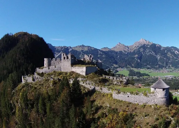 ゴールデン ローズ ホテル