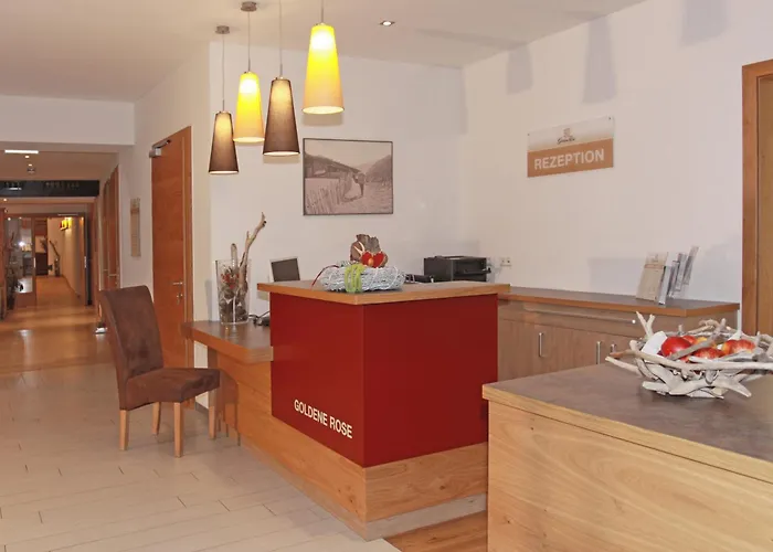 Goldene Rose Hotell