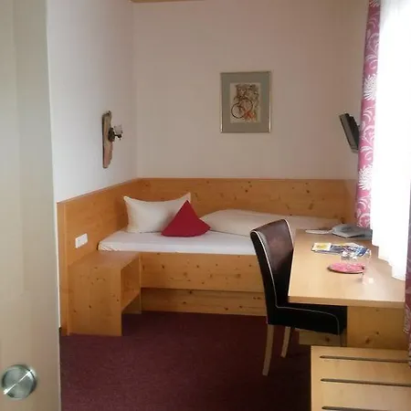 Otel Goldene Rose