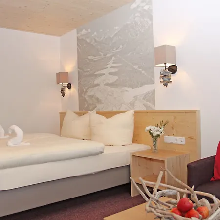 Otel Goldene Rose Reutte