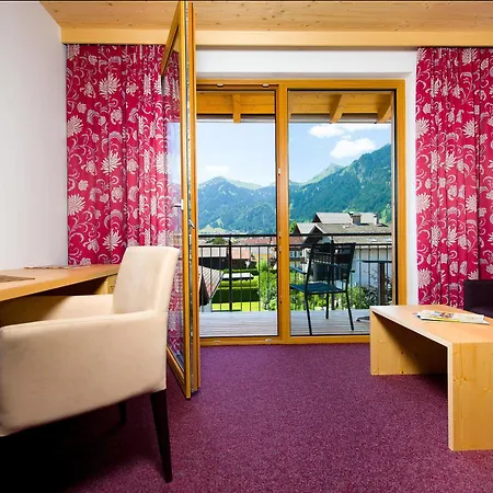 Goldene Rose Otel Reutte