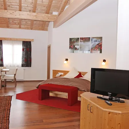 Goldene Rose Otel 3*