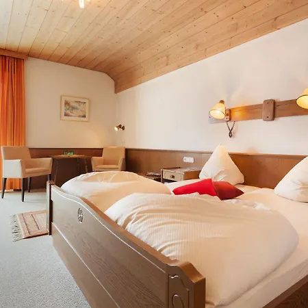 Goldene Rose Otel 3*