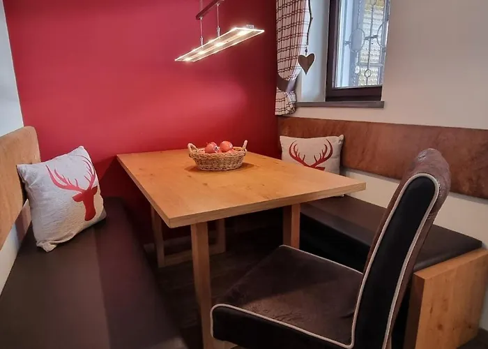 金玫瑰酒店 3* 罗伊特